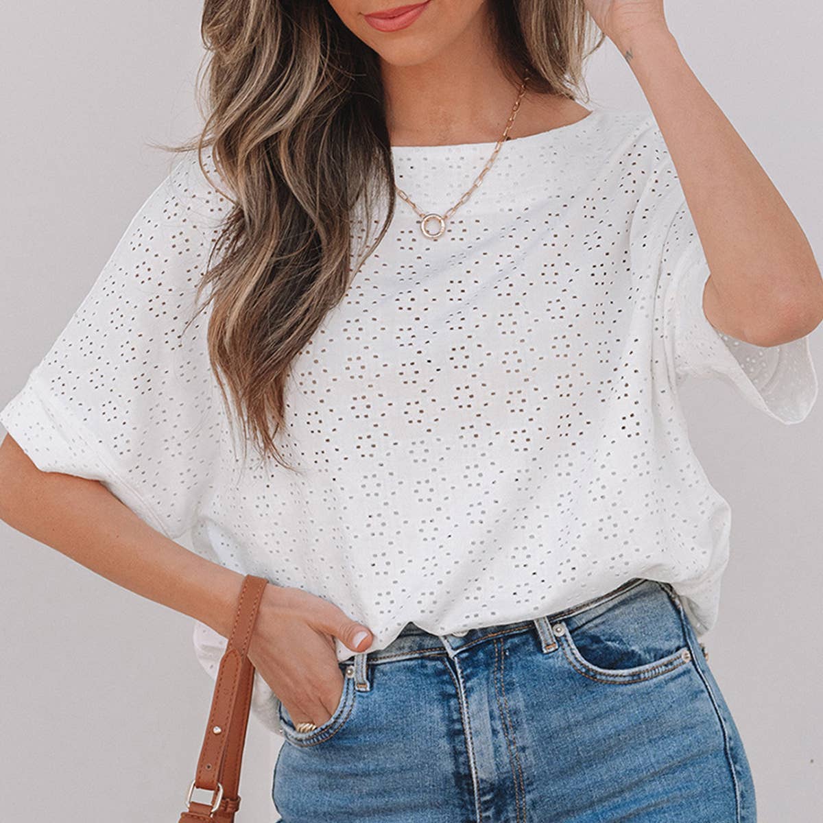 Solid color half sleeve mesh round neck T-shirt