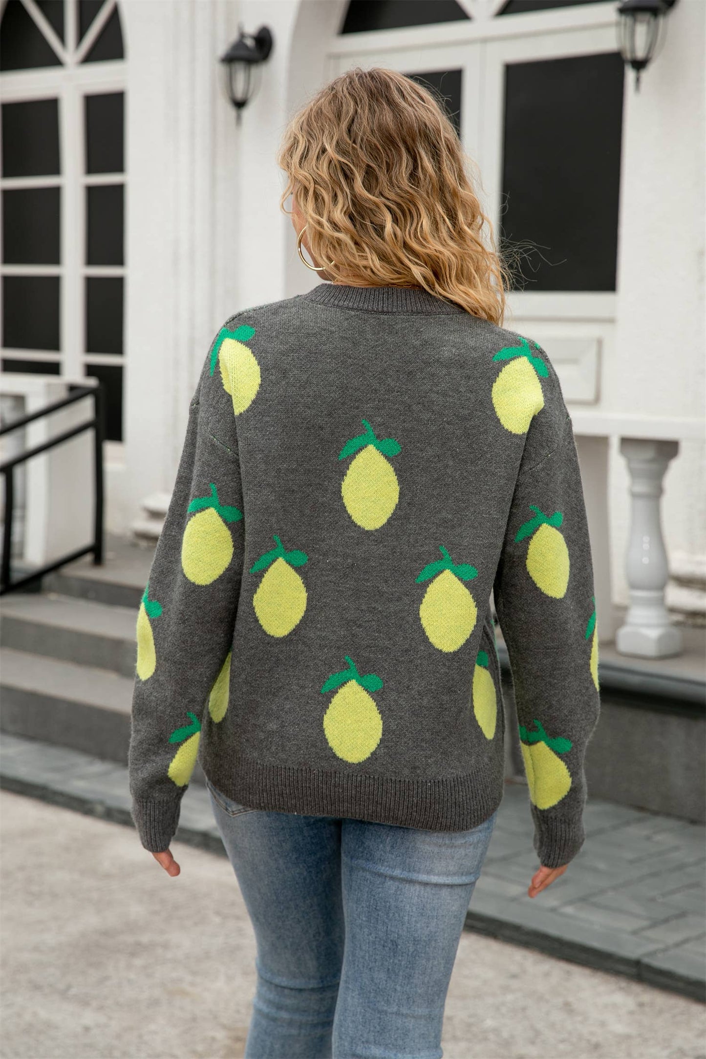 Lemon jacquard round-neck knitted sweater