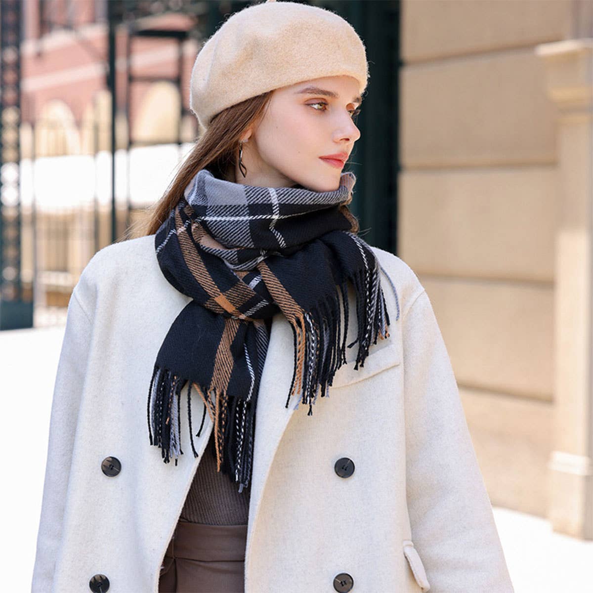 Faux Cashmere Scarf ? Cozy Winter Wrap for Couples