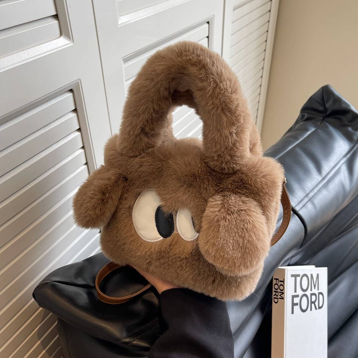 WINTER CUTE CARTOON SMALL SQUARE HANDBAG PLUSH BAG_CWAB3985