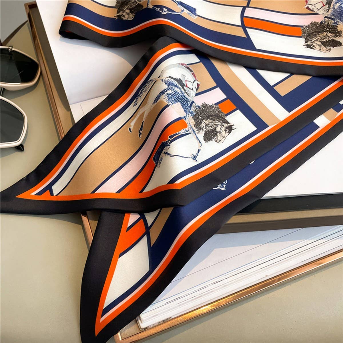 FASHIONABLE AND VERSATILE DOUBLE-LAYER HEAD SCARF_CWASC1513