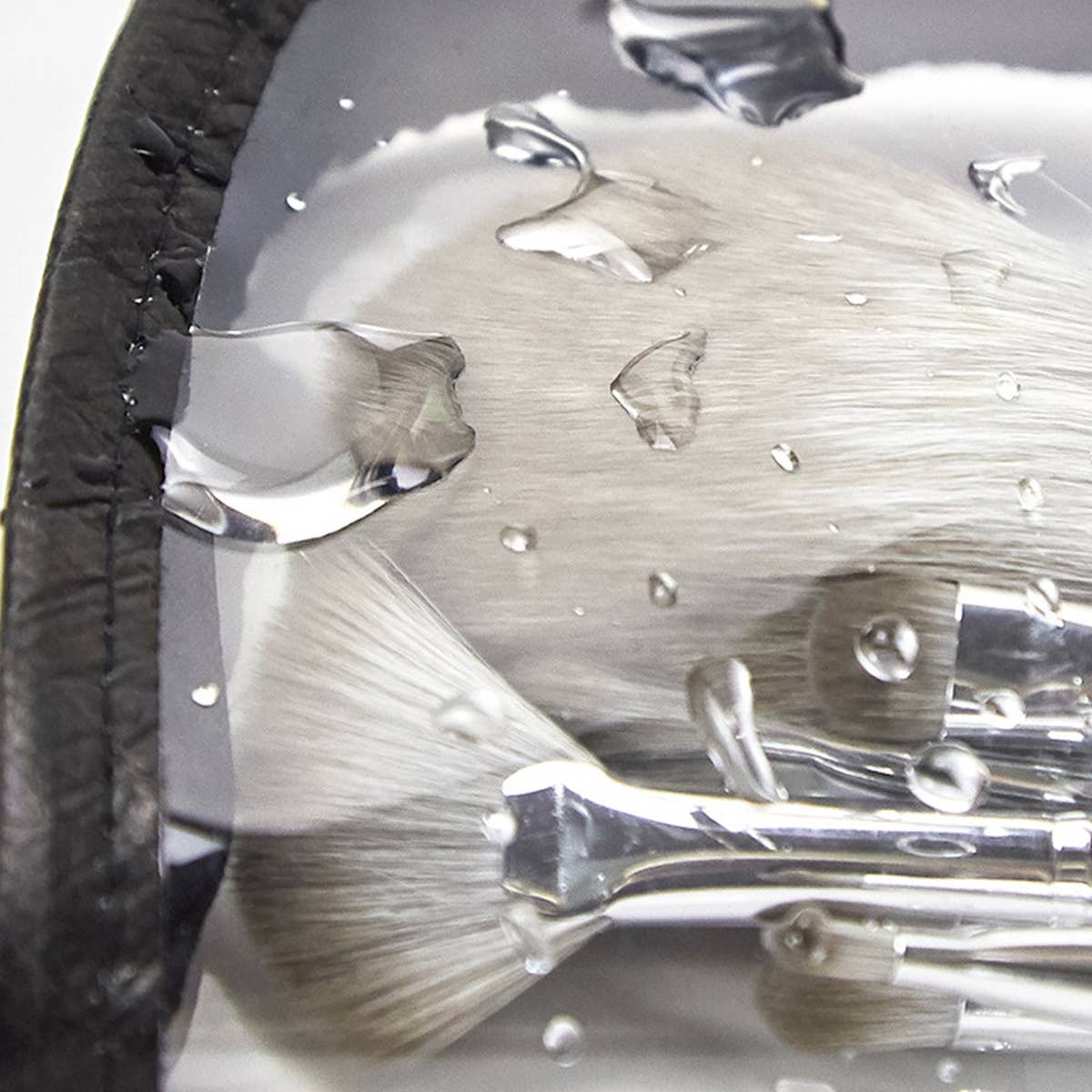 SIMPLE LARGE CAPACITY PORTABLE COSMETIC BAG_CWAB1831