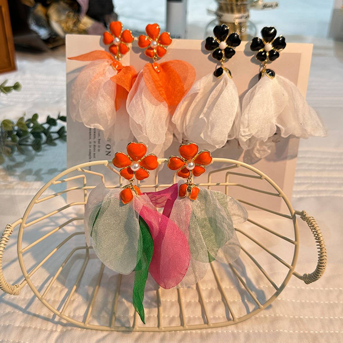 Bold Enamel Flower Tassel Earrings Designer Style_CWMM6282