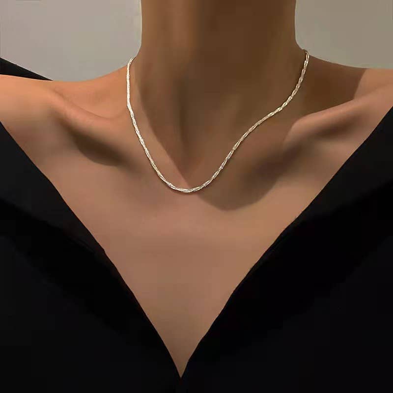 Baroque irregular retro freshwater pearl necklace