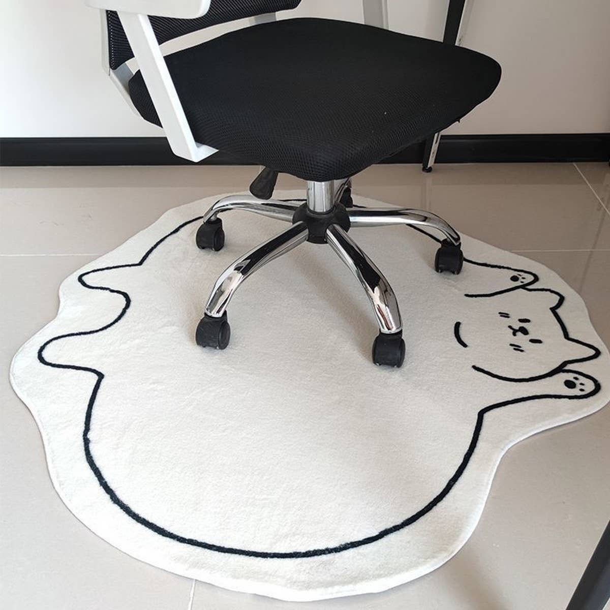 Plush Cat Rug, Thick Cozy Mat for Bedroom & Living_CWMM7519