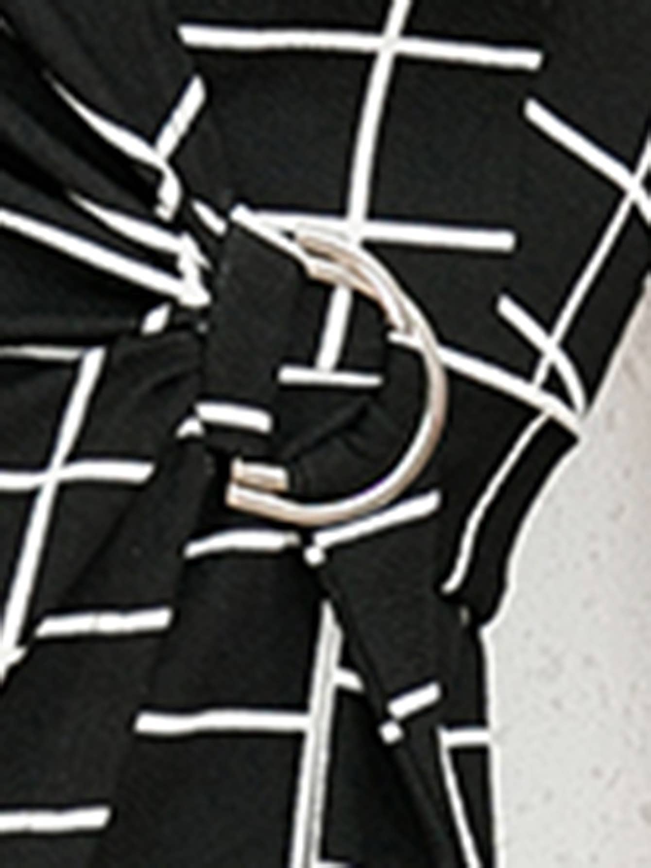 Elegant button-strap fit plaid long-sleeved dress