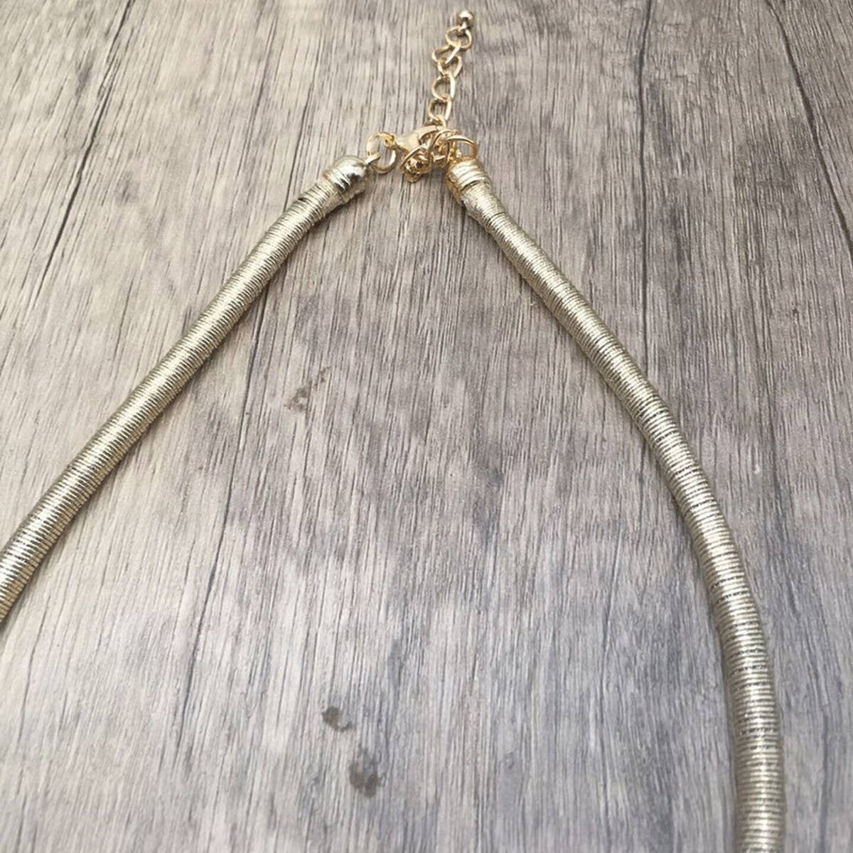 HAND-WOVEN IMITATION PEARL NECKLACE EARRING SET