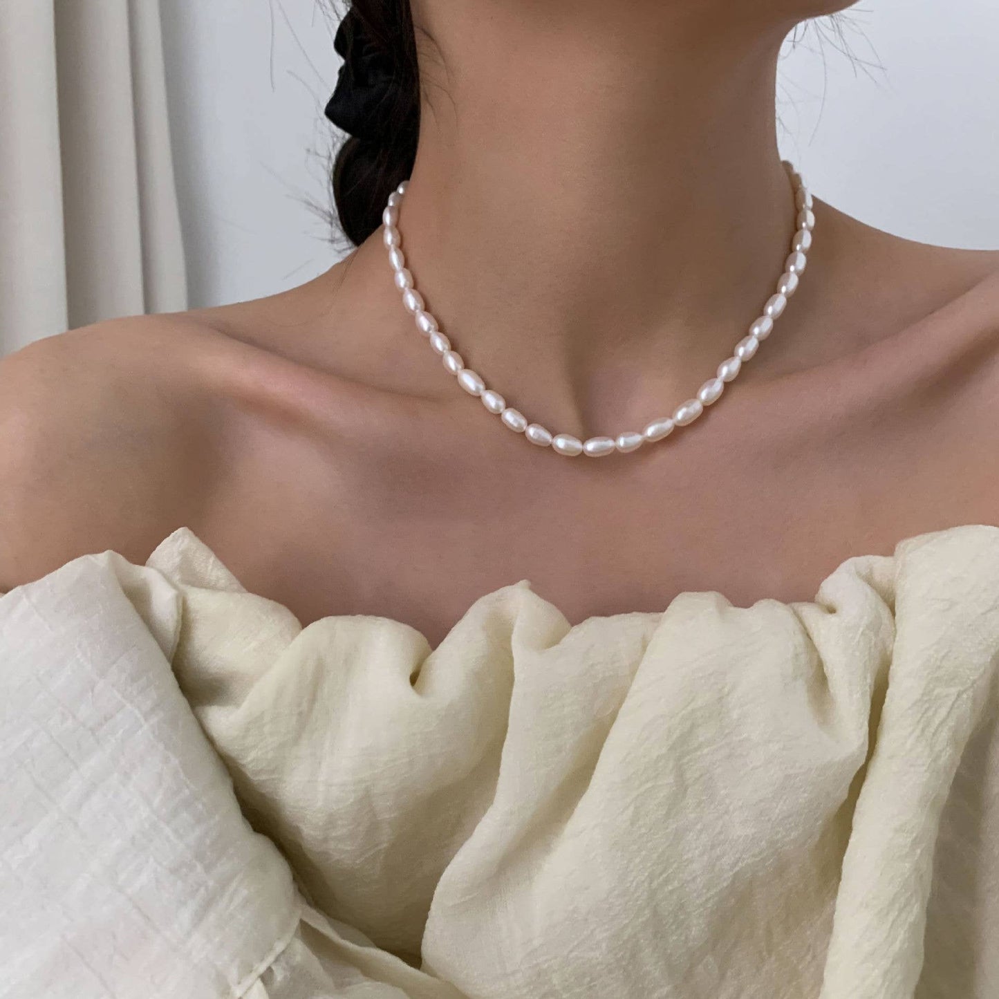 Fashionable Bahak freshwater pearl necklace