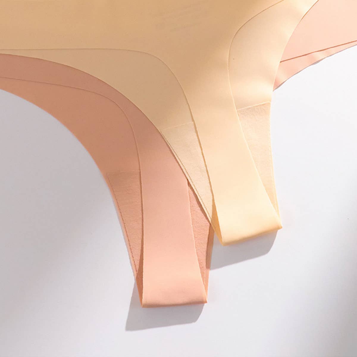 SOLID COLOR ICE SILK T-LINE UNDERWEAR_CWMU0279