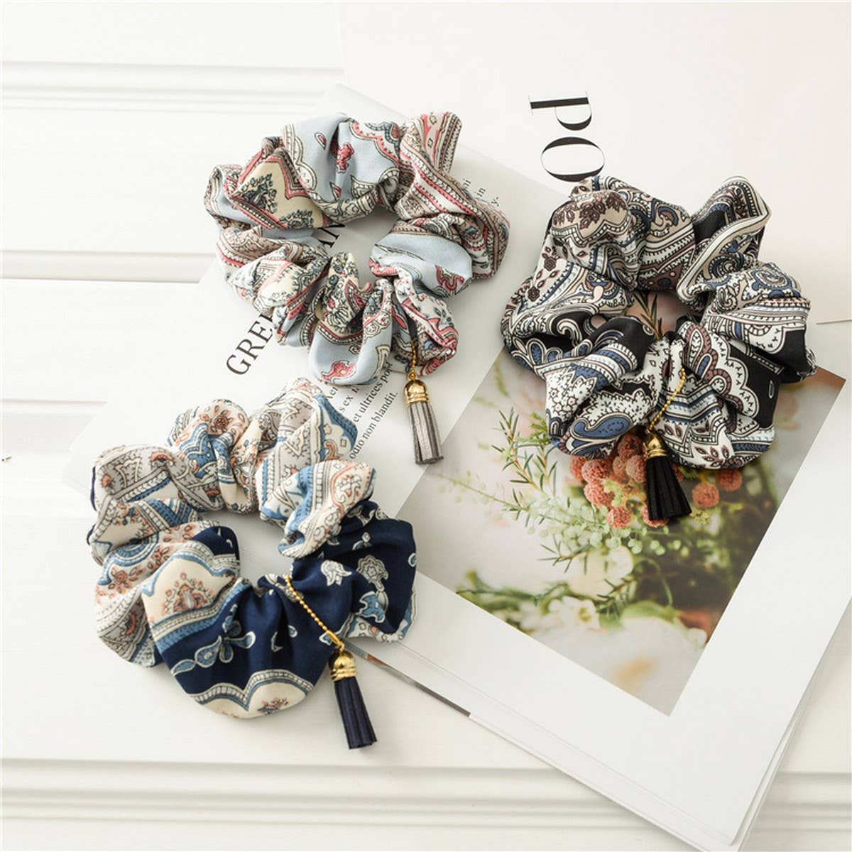 VINTAGE TASSEL ELASTIC HAIR TIE_CWAHA1372