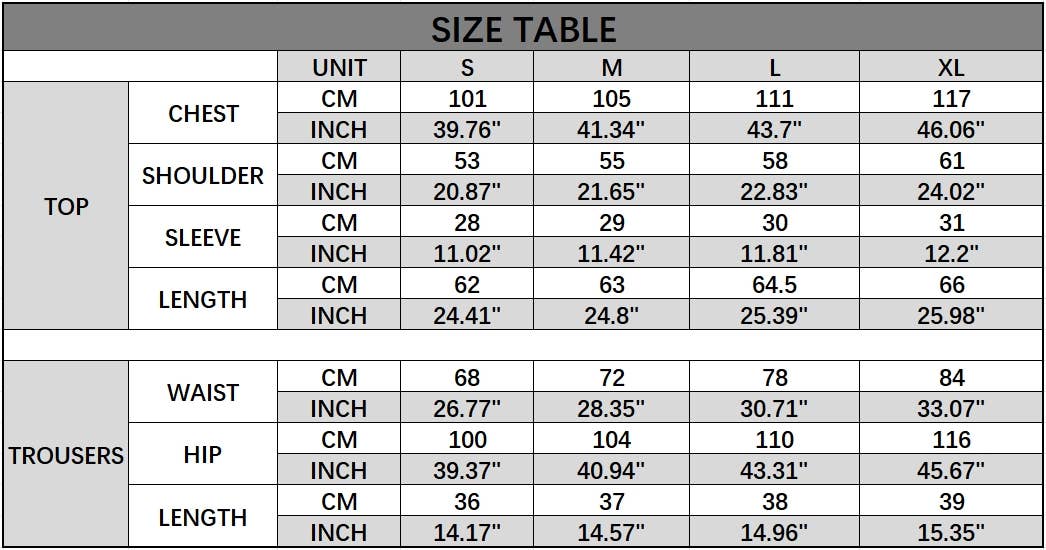 Knitted suit with striped short sleeves shorts