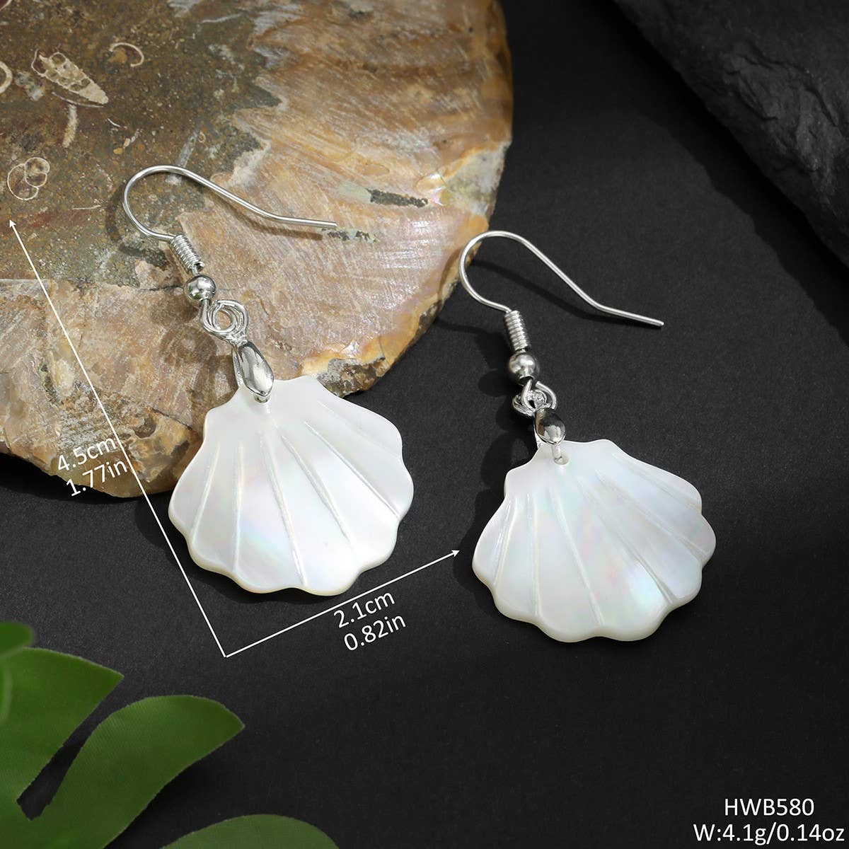 FRESH FAN-SHAPED WHITE BUTTERFLY SHELL EARRINGS