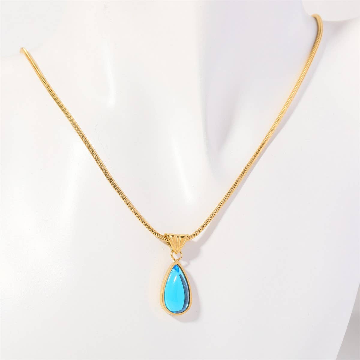 Fashionable water drop blue ocean necklace