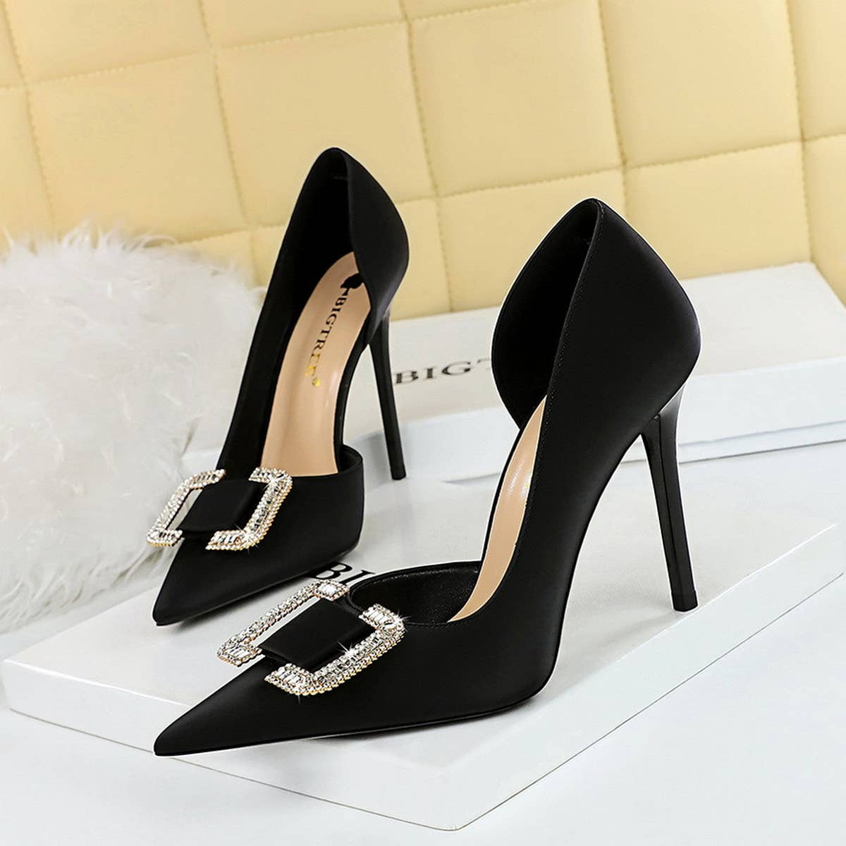 WOMEN RHINESTONE BUCKLE HIGH HEELS