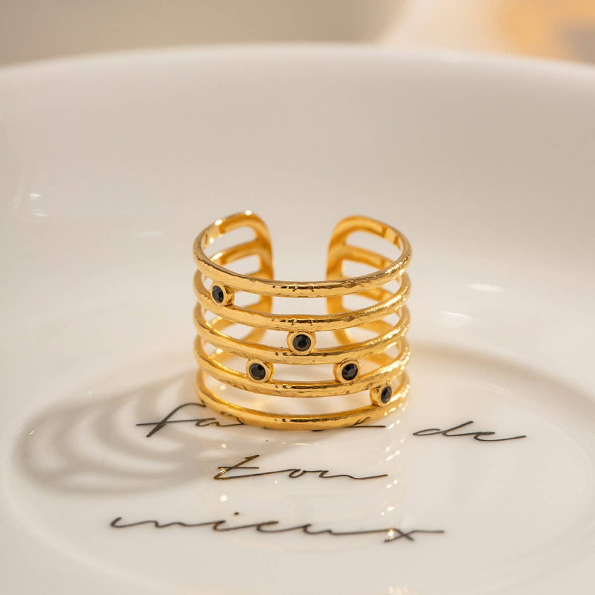 SIMPLE MULTI-LAYERED OPEN RING WITH DIAMONDS_CWAJE1395