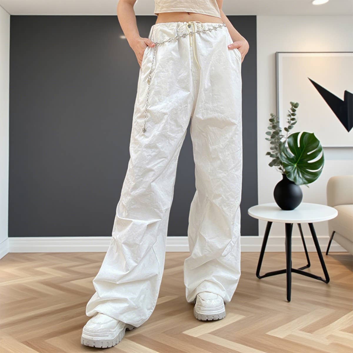 Fashion loose,low-waisted, wide-leg cargo pants