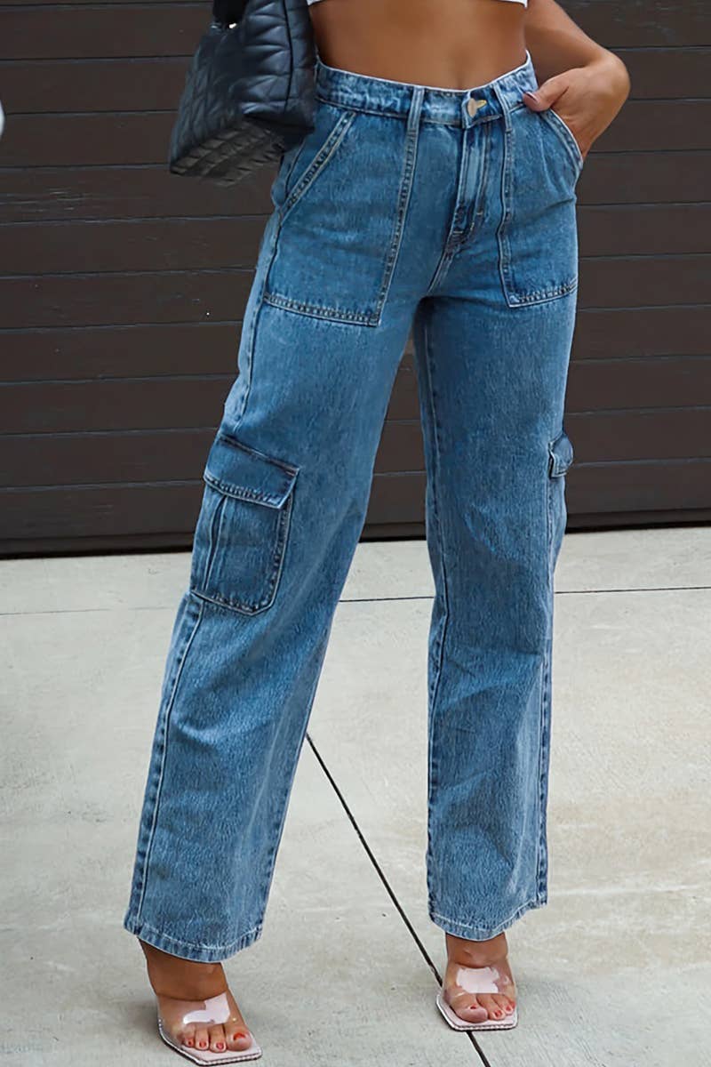 STRAIGHT-LEG JEANS WITH MULTIPLE POCKETS
