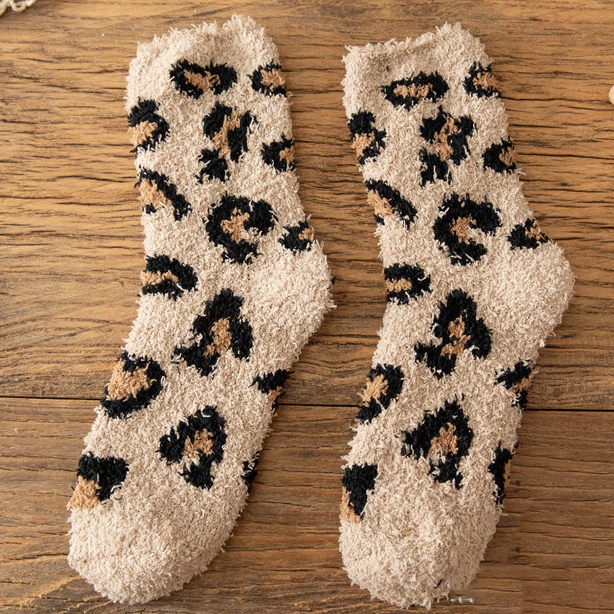 HOME WARM PADDED LEOPARD SOCKS
