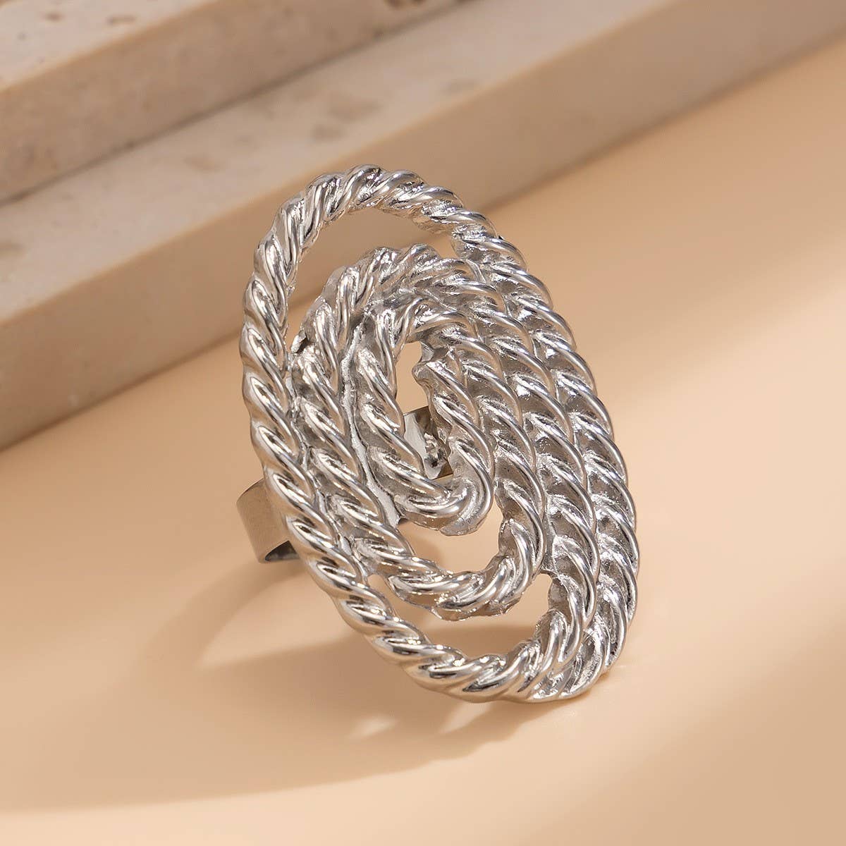 IRREGULAR GEOMETRIC ELLIPSE ALLOY WINDING RING
