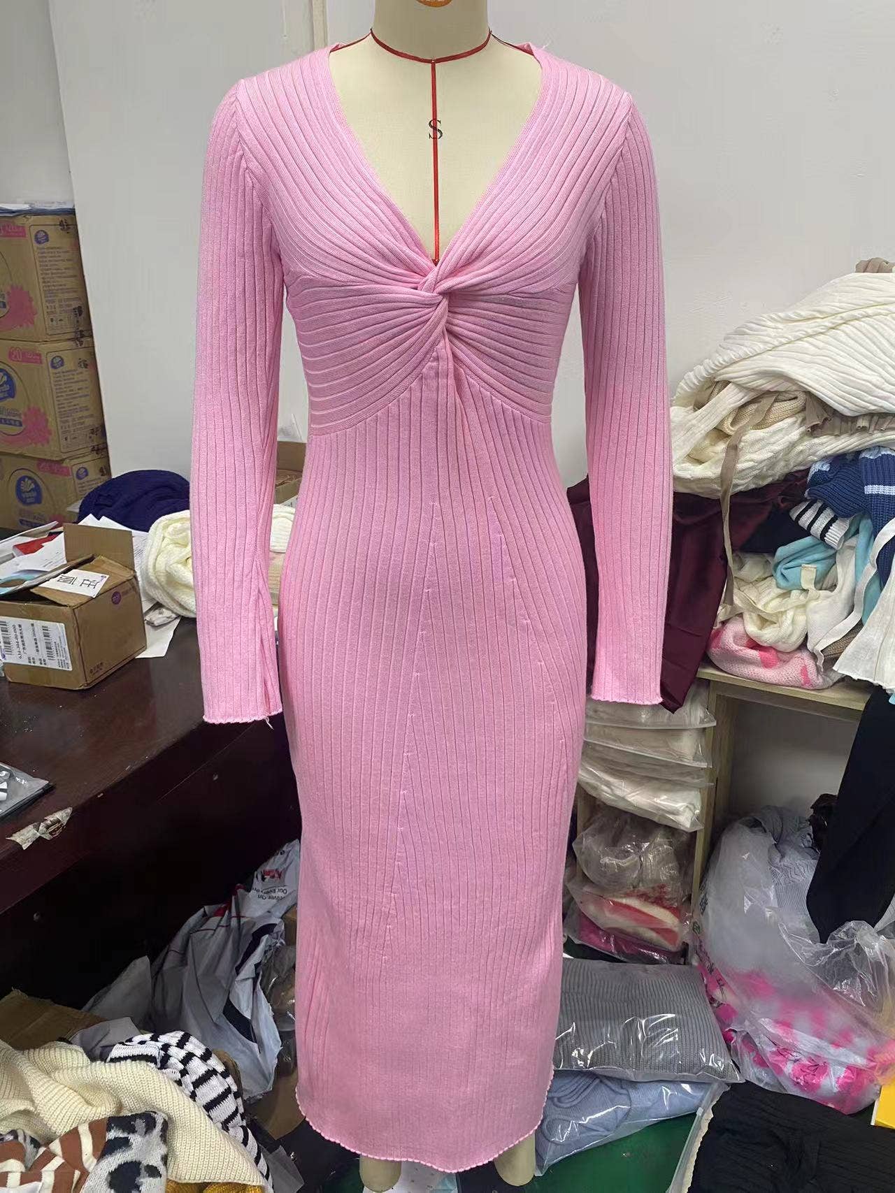 SEXY SPICE LONG SLEEVE TWIST PLEATED LONG DRESS