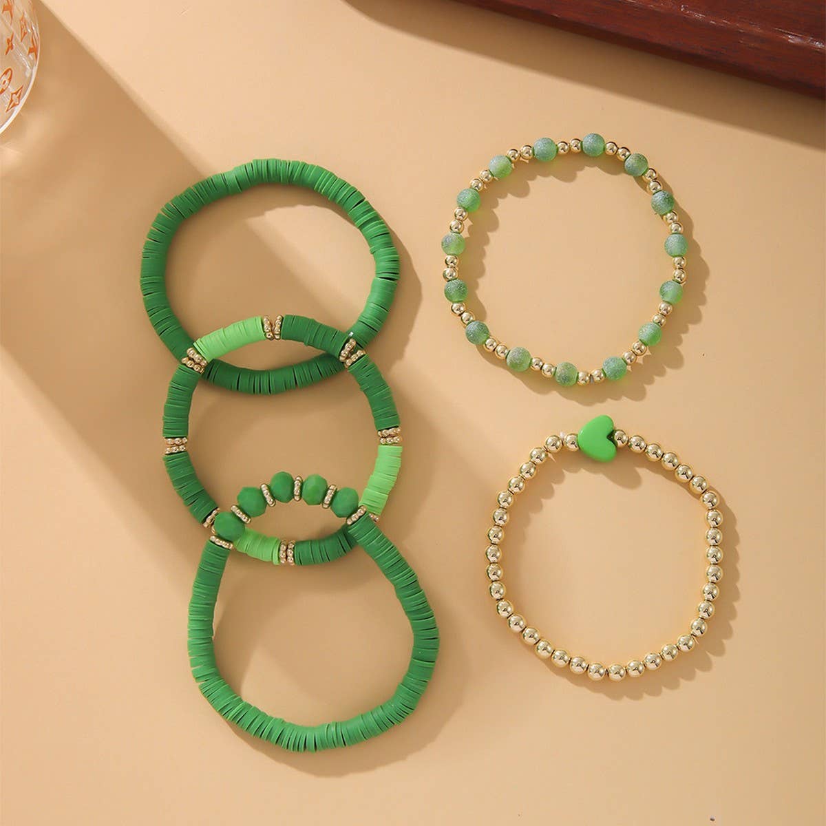 SOFT CLAY ELASTIC CORD HEART BRACELET SET_CWMM3519