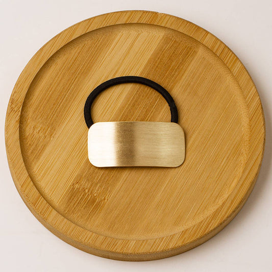 MINIMALIST TEXTURE AND VERSATILE HAIR SCRUNCHIES