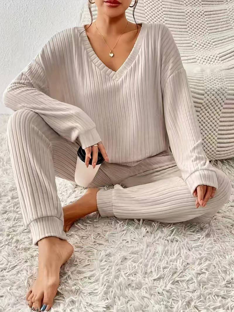 PIT-TRIMMED V-NECK LOOSE LACE-UP TOP PANTS SUIT