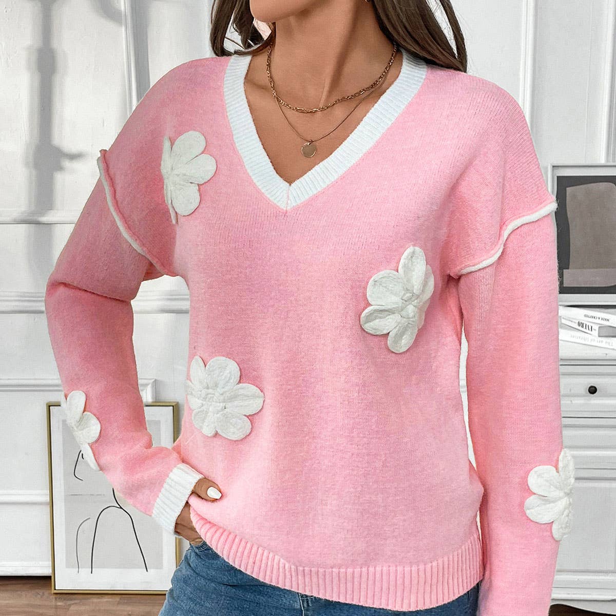 V-NECK THREE-DIMENSIONAL APPLIQUE PINK SWEATER