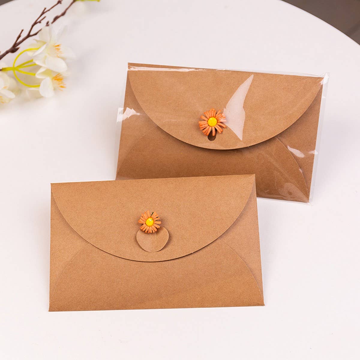 VINTAGE KRAFT PAPER DRIED FLOWER GREETING CARD