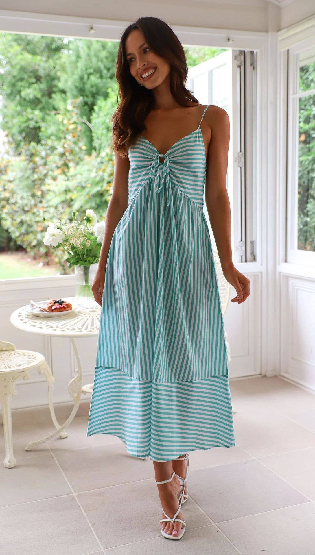 Stylish loose V-neck striped halter swing dress