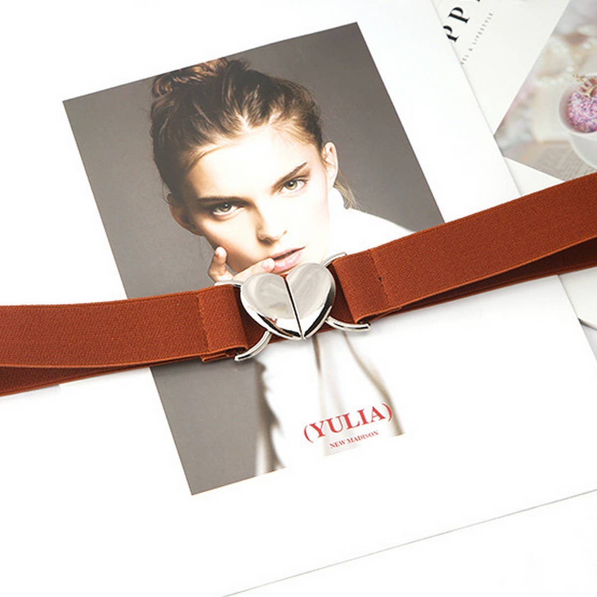 CWABE0562_LOVE BUCKLE ELASTIC BELT