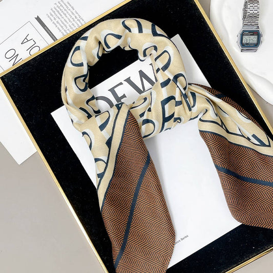 P-Letter Scarf - Elegant Fall/Winter Wool Wrap_CWASC0908