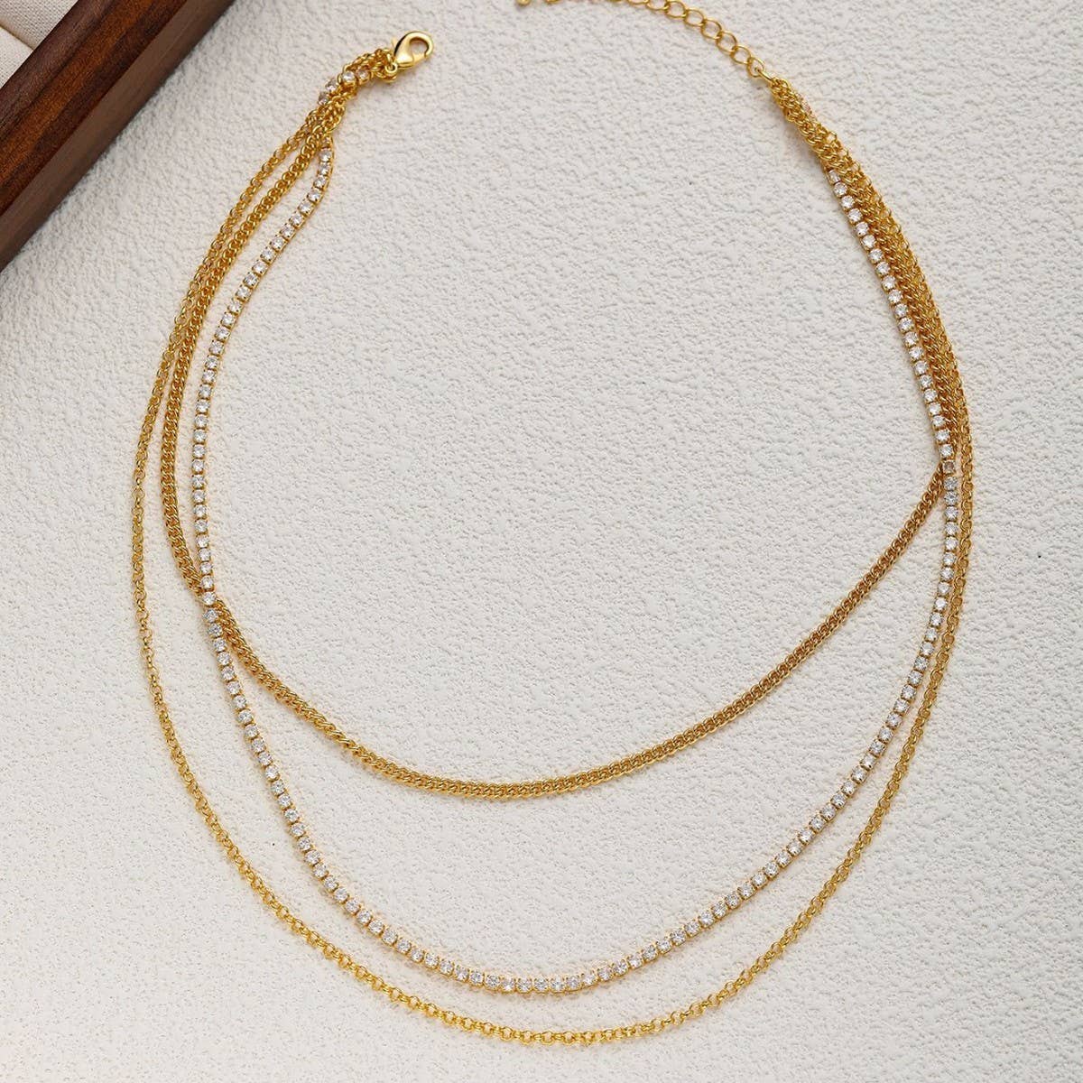 STACKED THREE-LAYER DIAMOND CHAIN NECKLACE_CWMM3644