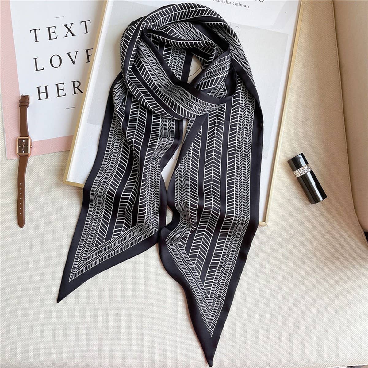 GEOMETRIC ALL-MATCH NARROW SILK HEAD SCARF