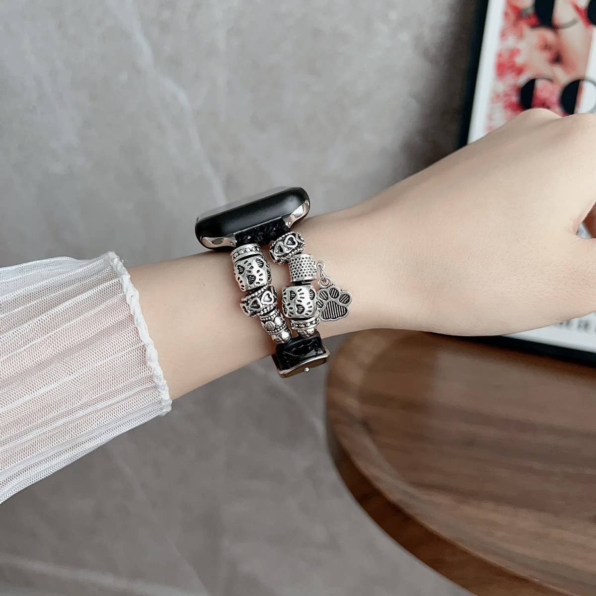 IWATCH9-1 SE DOG PAW ORNAMENT GENUINE LEATHER STRAP