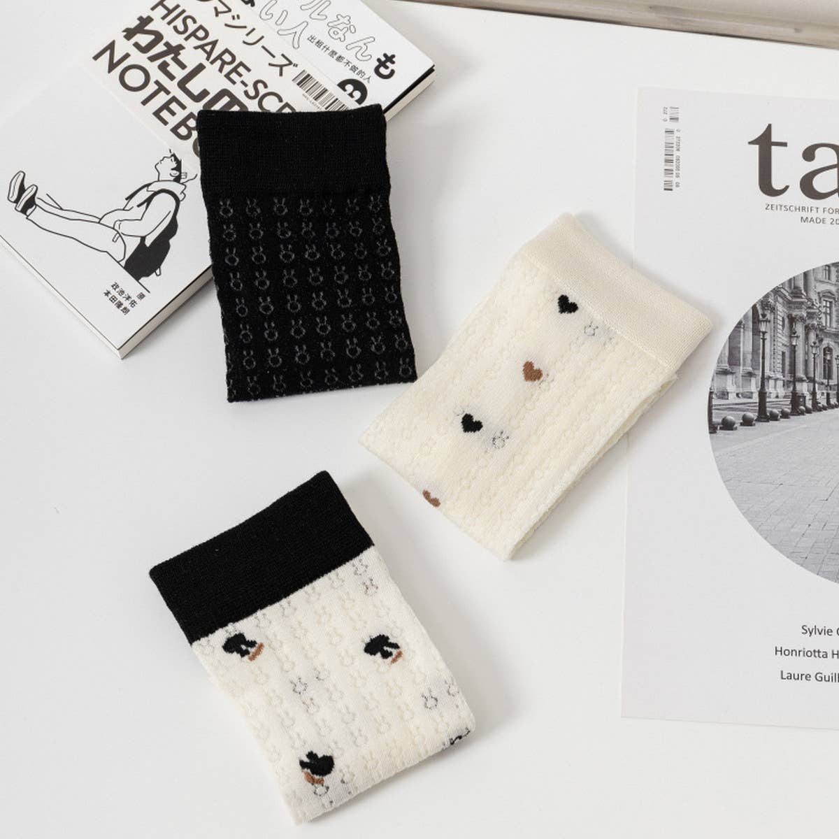 HOLLOW JACQUARD MIDDLE-CALF SOCKS