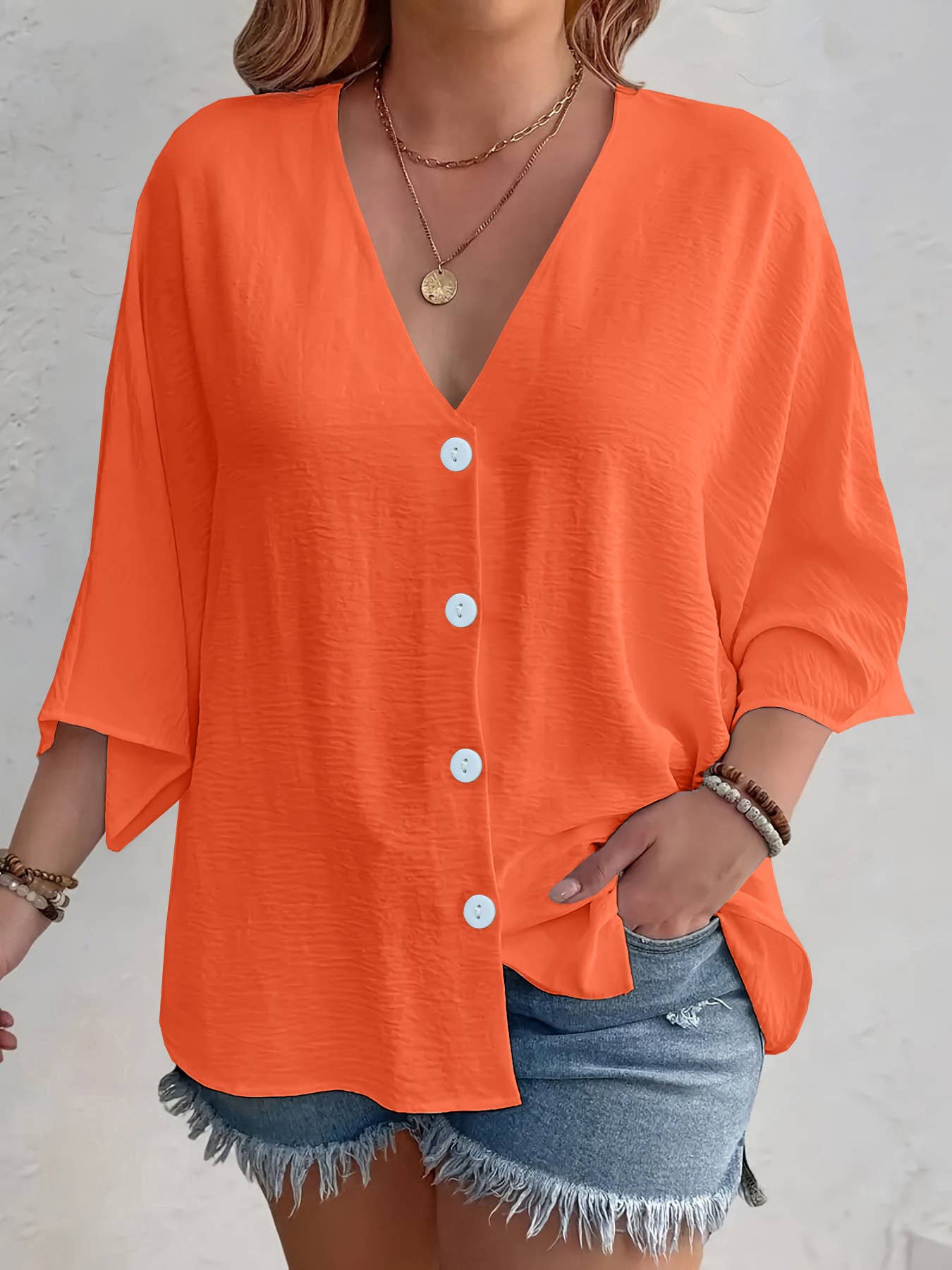 V-neck three-quarter sleeve cardigan