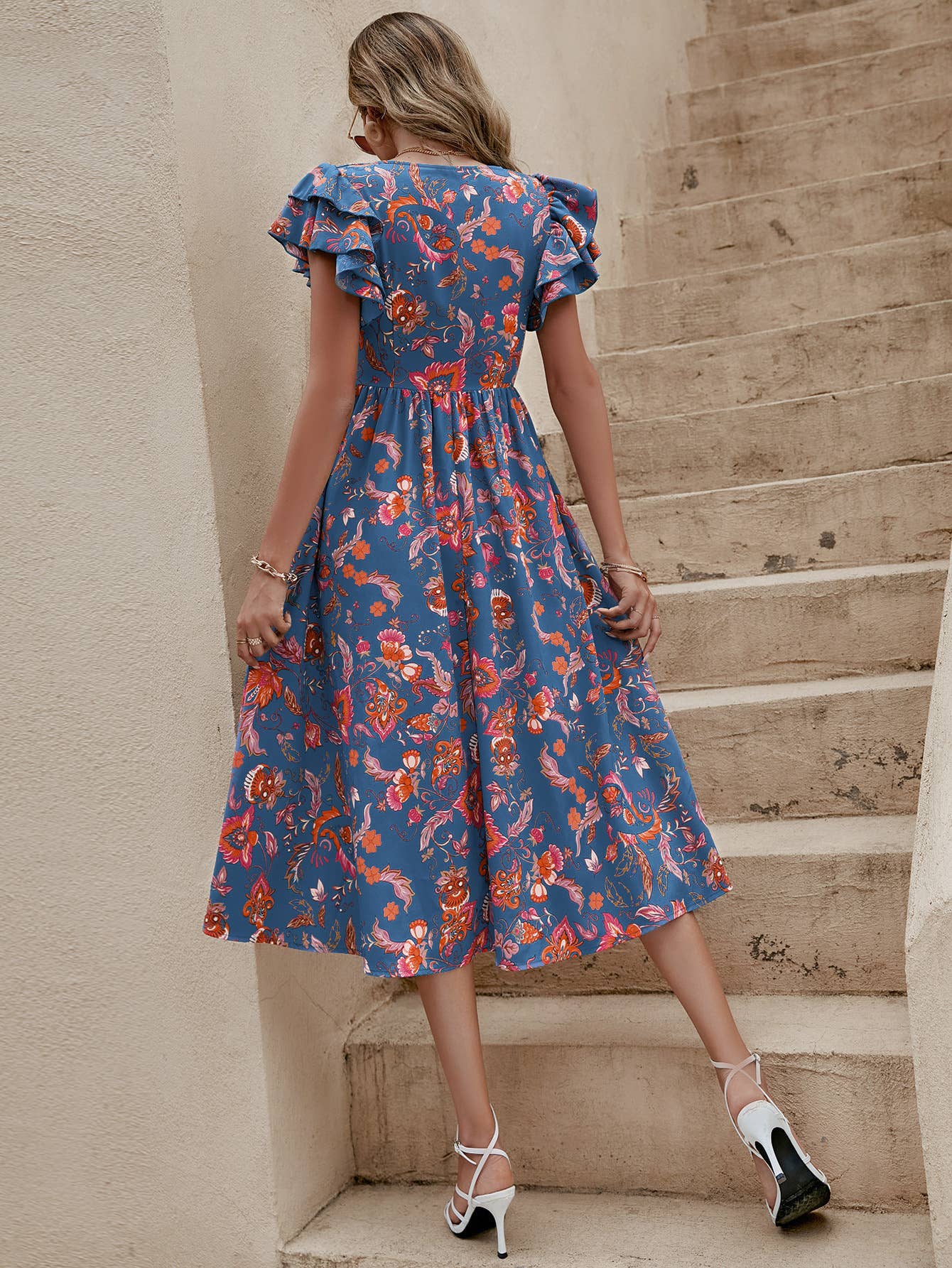 Printed V-neck short-sleeved cinched-waist dress