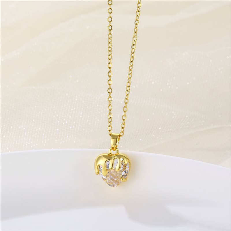 Heart-shaped zircon heart-shaped necklace