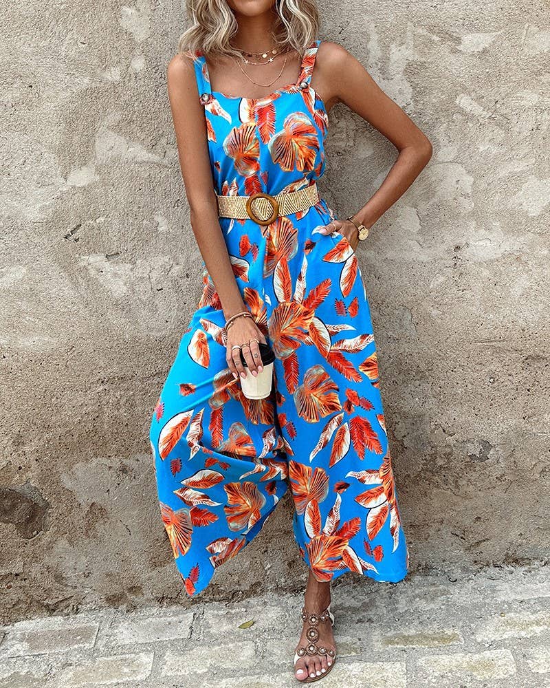 Square-neck suspenders with belted waist jumpsuit