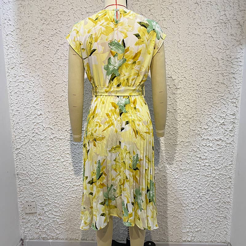 PRINTED CREW NECK LACE-UP PLEATED DRESS