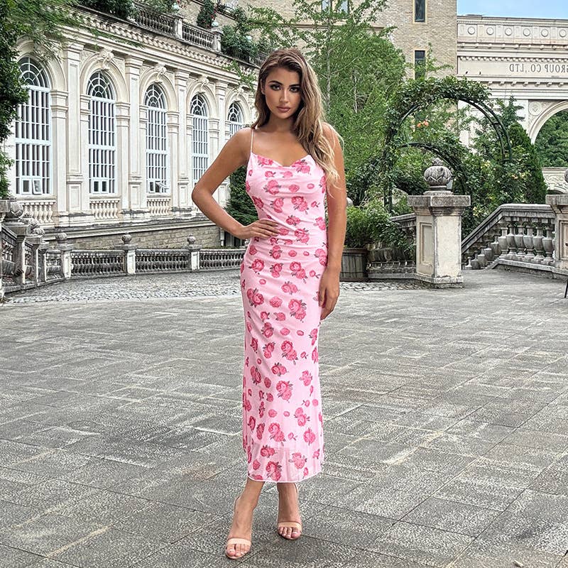 Printed halter dress that covers the buttocks