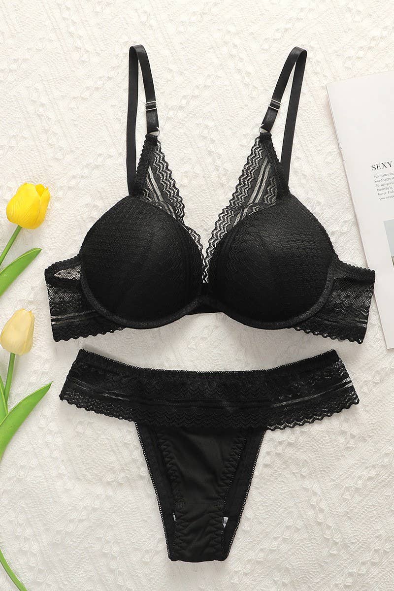 CWMU00300_BLACK SEXY UNDERWIRE BRA & PANTY SET