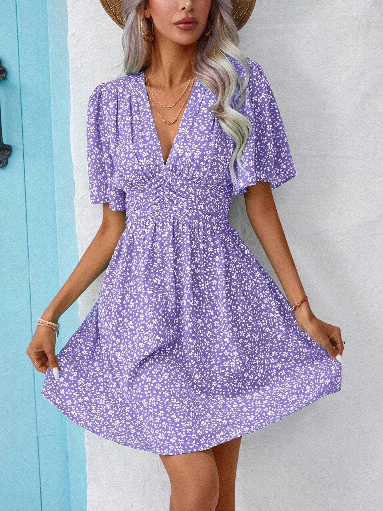 V-neck print high-waisted floral pleat dress