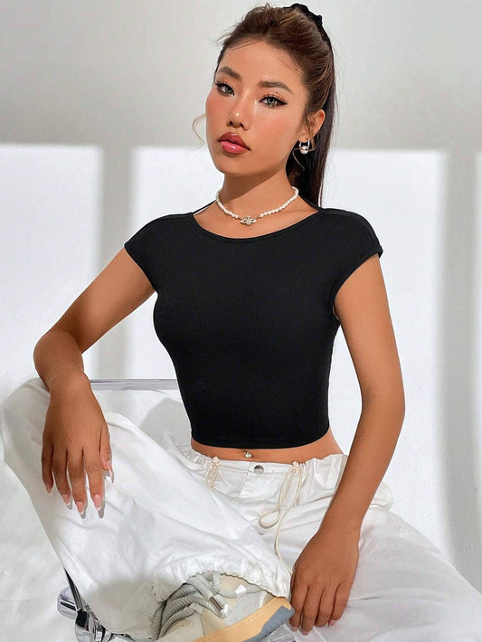 Solid color backless design short T-shirt top
