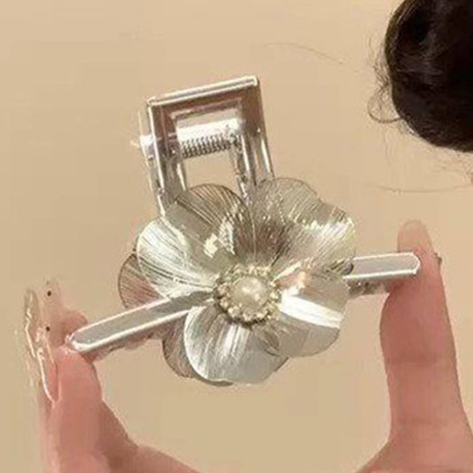 DESIGN METAL SILVER NEEDLE HOLLOW FLOWER HAIRPIN