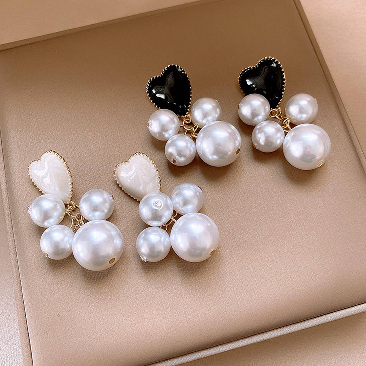 OIL DROP HEART PEARL VINTAGE TASSEL EARRINGS_CWAJE2341