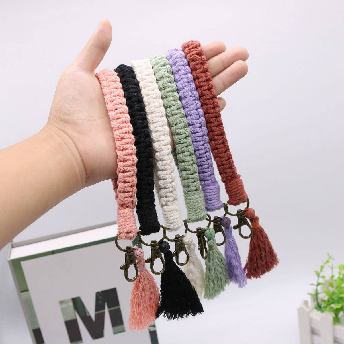 MOBILE PHONE HANGING TASSEL BRAIDED KEYCHAIN