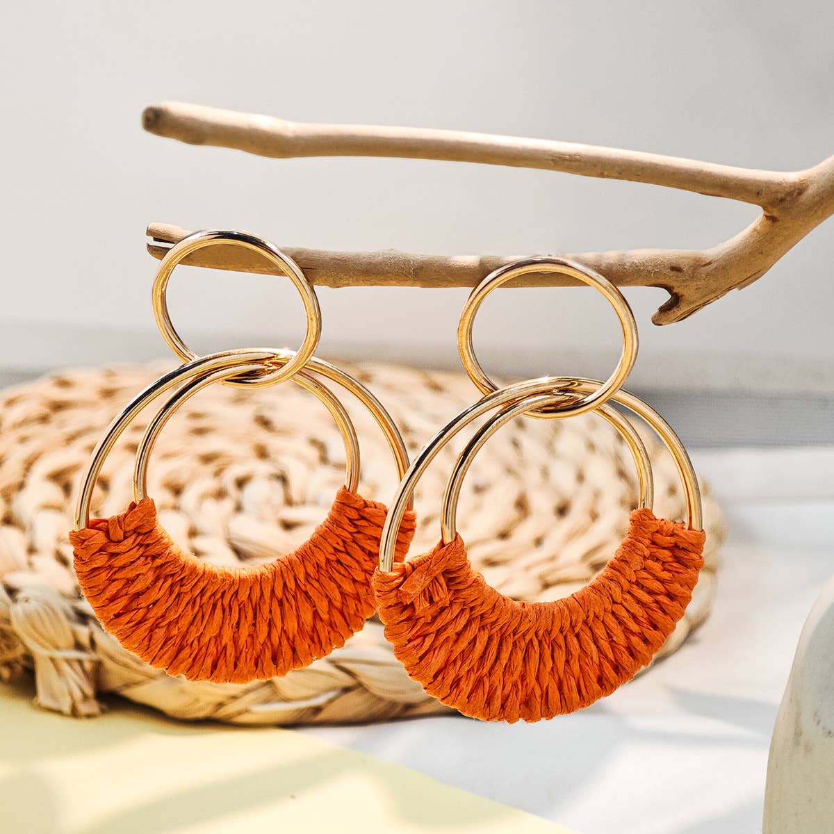 Retro geometric circular perforated earrings