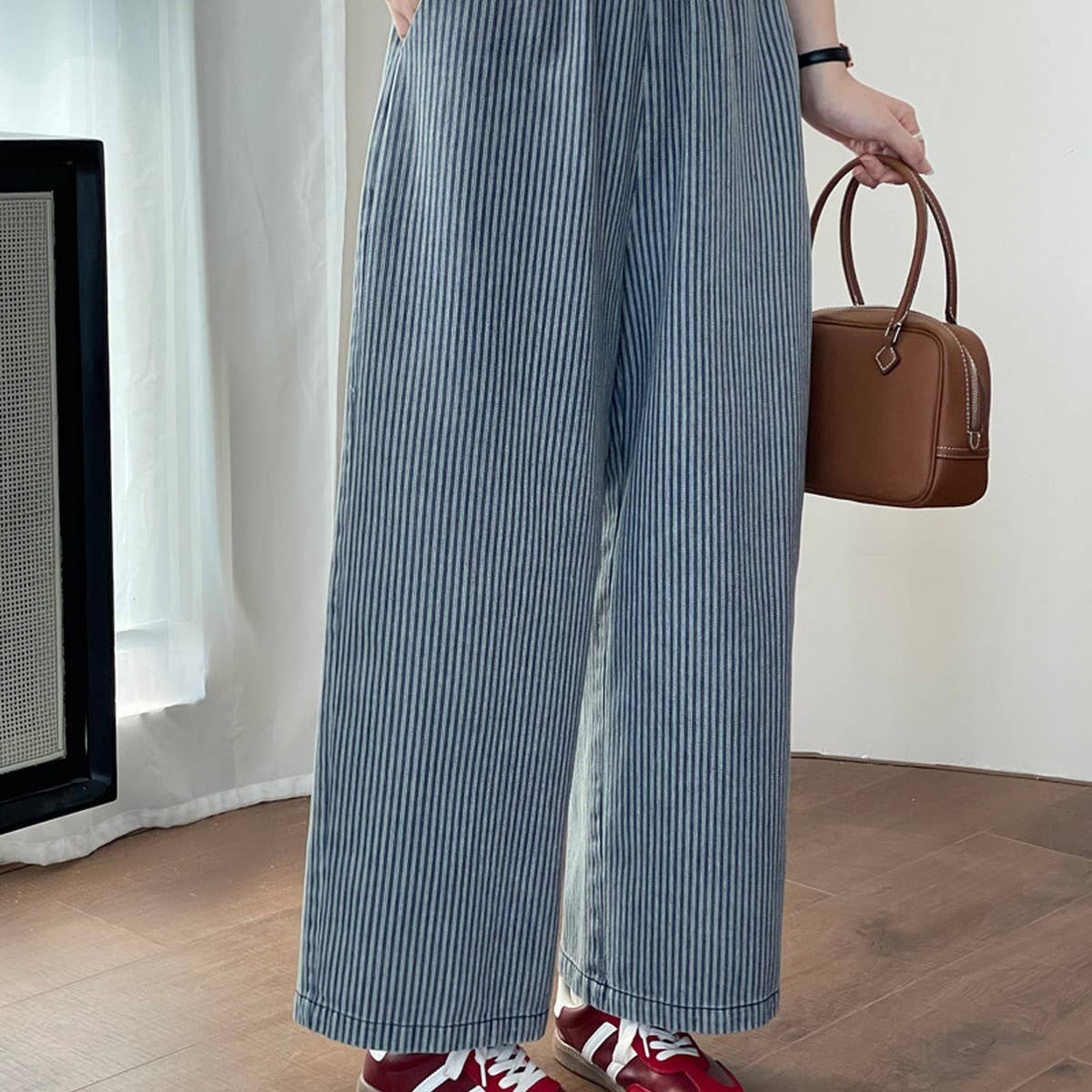 Vertical stripes soft slimming wide-leg jeans